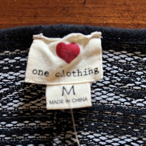 One Clothing M Black & Gray Print Sleeveless Knit Mini Dress NWT - Picture 5 of 9